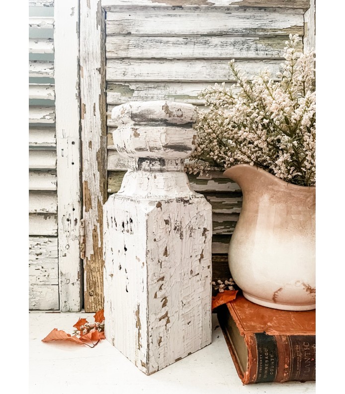 Vintage Architectural Salvage, Large Chippy White, Gorgeous Piece, 13